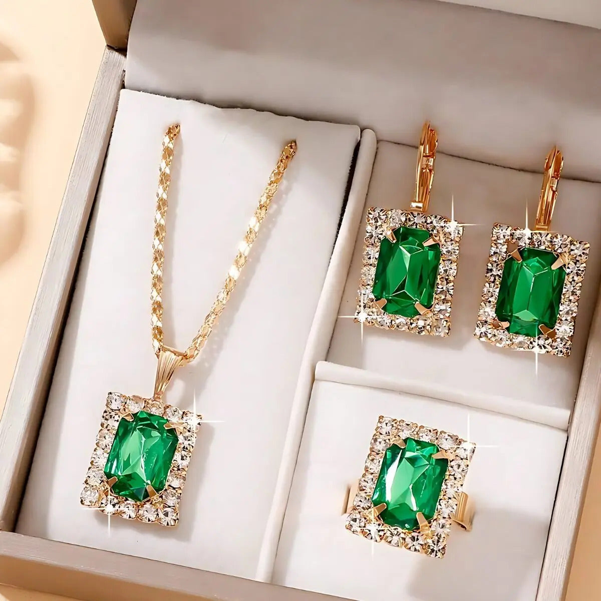 Set Esmeralda — Collar, Aros y Anillo